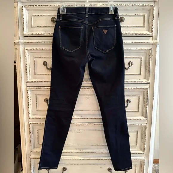 NWT Guess Sexy Curve Skinny Jeans - Picture 5 of 5